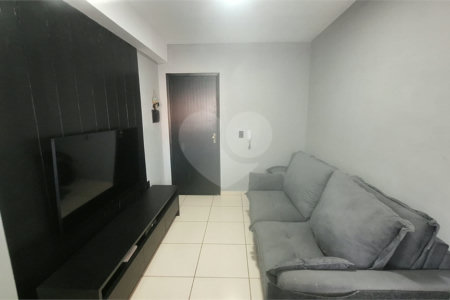 Apartamento à venda com 1 quarto em Aparecidinha, Sorocaba, SP