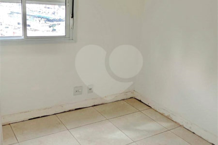 Apartamento à venda com 3 quartos, sendo 1 suíte,  em Vila Suzana, São Paulo, SP