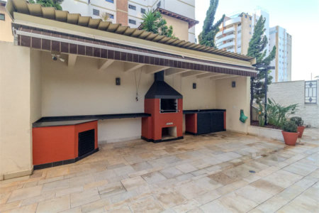 Apartamento à venda com 4 quartos, sendo 2 suítes,  em Vila Hamburguesa, São Paulo, SP