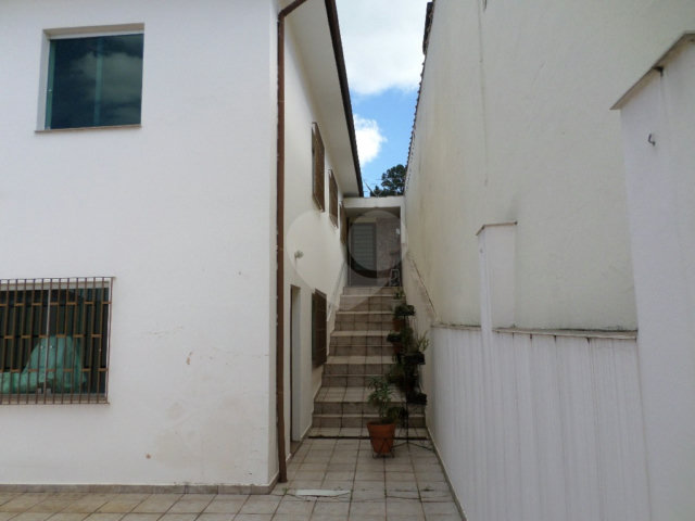 Casa Térrea à venda com 2 quartos, sendo 1 suíte,  em Vila Irmãos Arnoni, São Paulo, SP