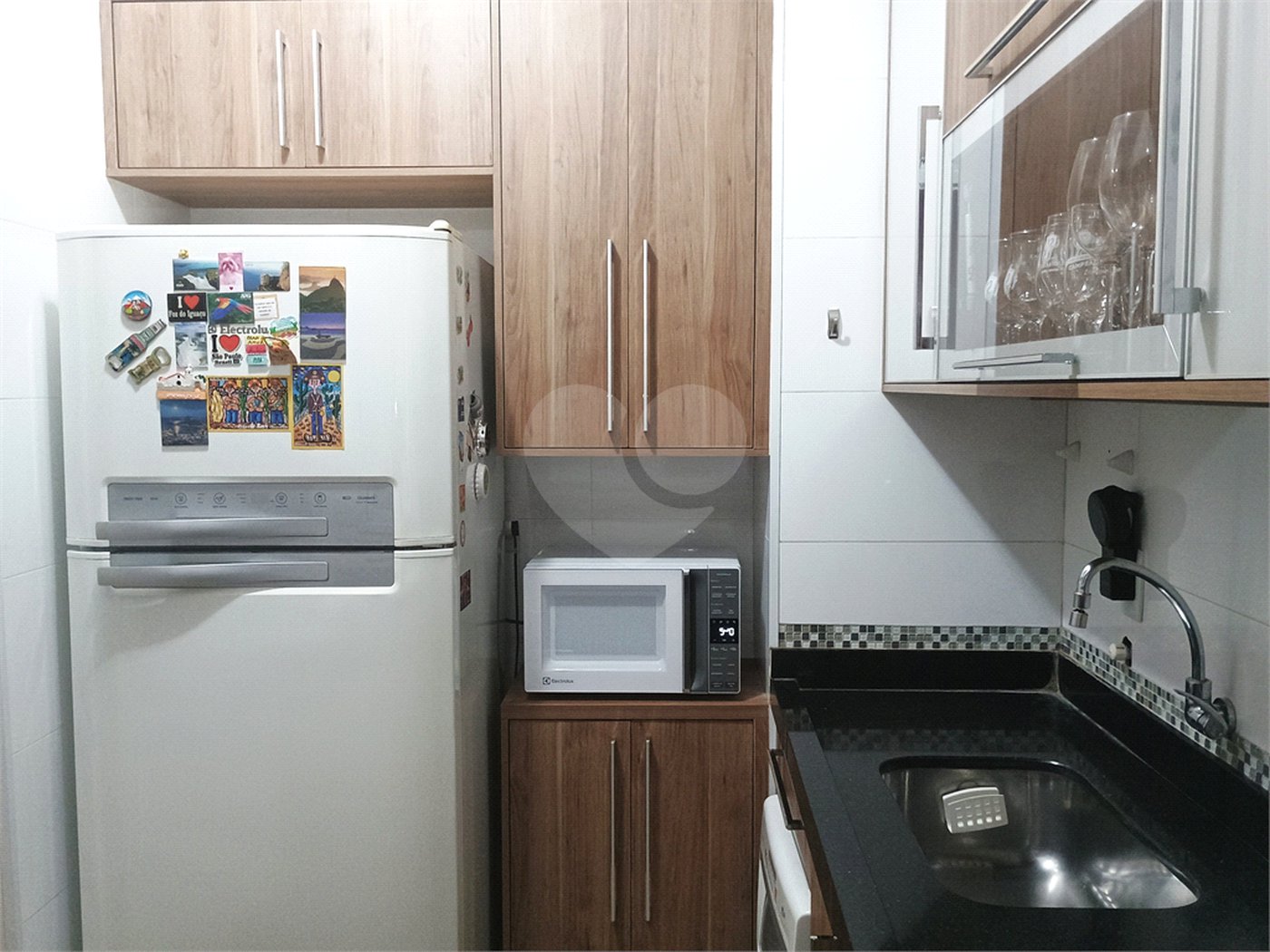 Casa à venda com 3 quartos, sendo 1 suíte, no condomínio Portal dos Pinheiros, Ribeirão Preto - SP