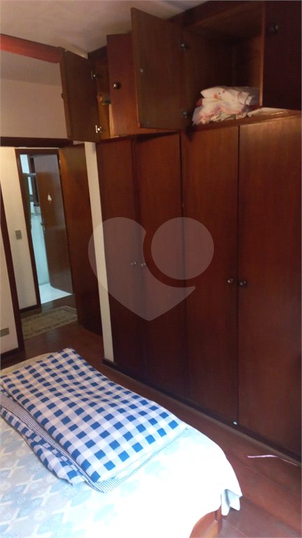 Casa à venda ou para alugar com 5 quartos, sendo 1 suíte,  em Vila Oliveira, Mogi das Cruzes, SP