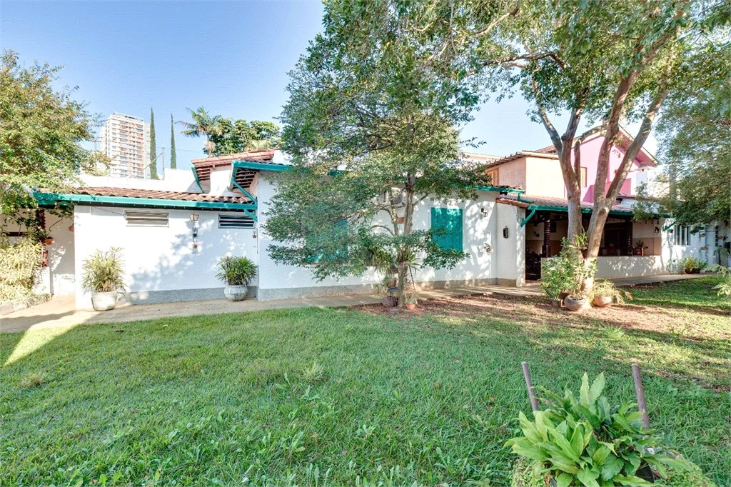 Casa de Vila à venda com 3 quartos em Jardim Hípico, São Paulo, SP