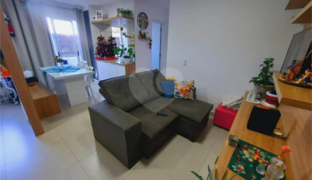 Apartamento à venda com 2 quartos em Jardim São Carlos, São Carlos, SP
