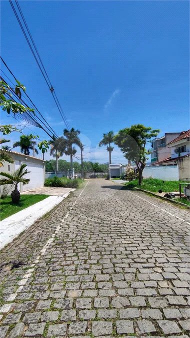 DUPLEX ALTO PADRÃO VARGEM PEQUENA