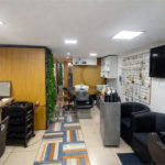 Prédio com Renda no Jabaquara - 773 m2 sendo 13 Studios, Salão Comercial e 22 vagas de garagem!