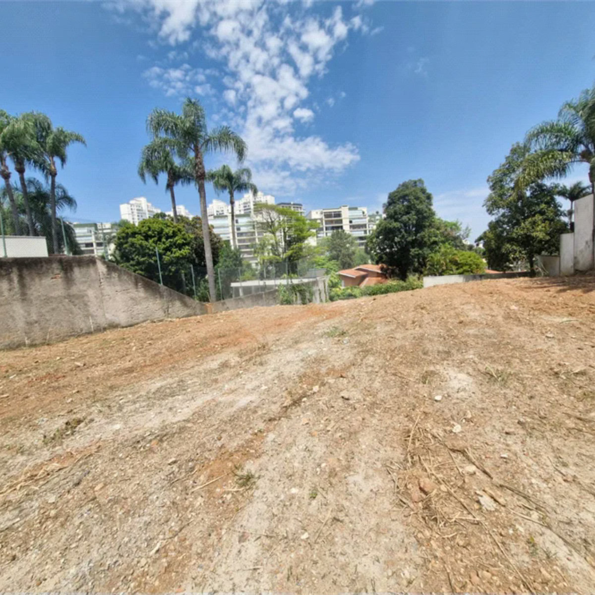 Terreno em rua fechada para Venda Alto da Boa Vista