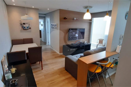 Apartamento à venda com 3 quartos, sendo 1 suíte, em Brás, São Paulo, SP