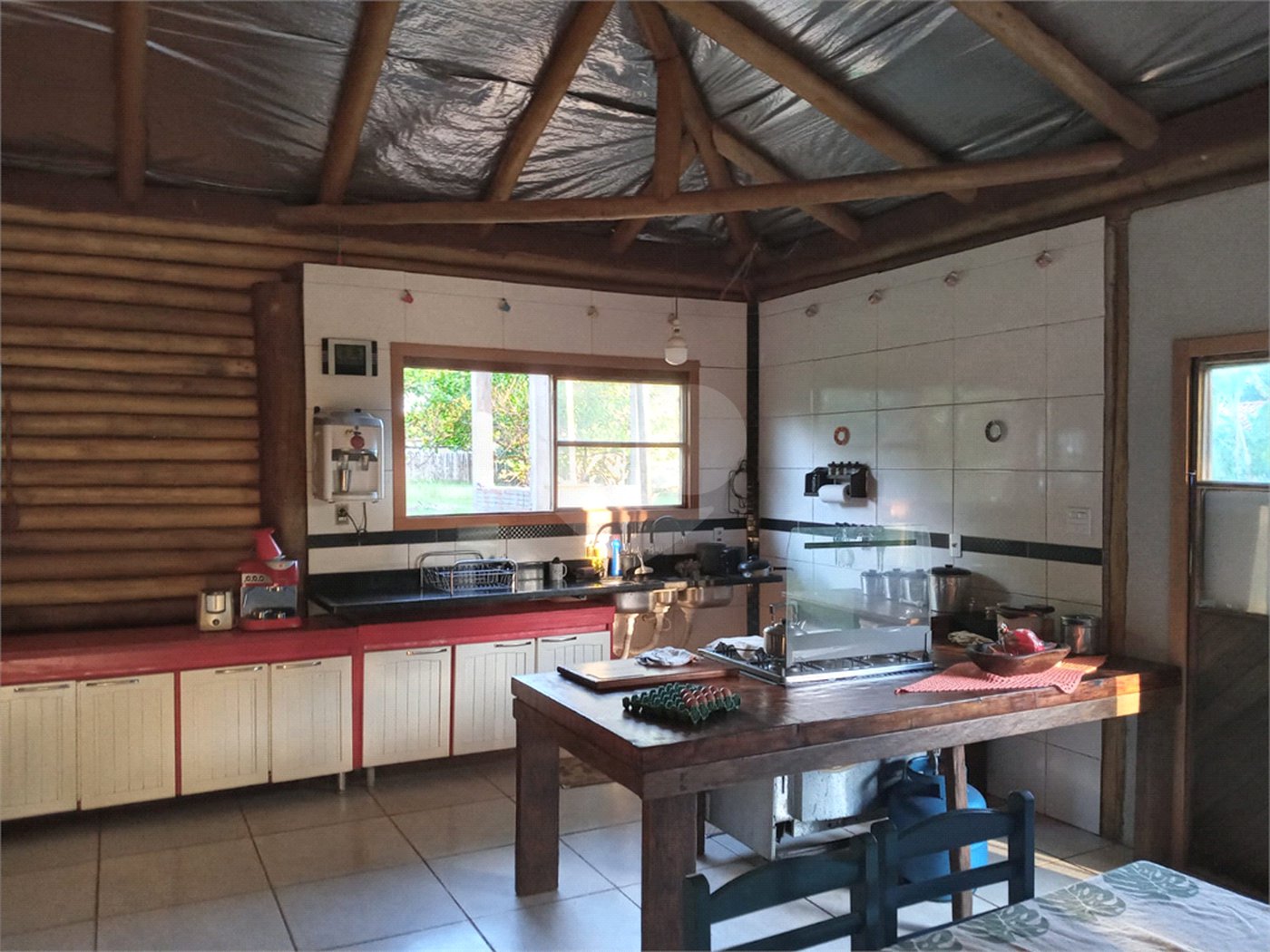 Chácara à venda com 5 quartos, sendo 1 suíte, em Tibaia de São Fernando, São Carlos, SP
