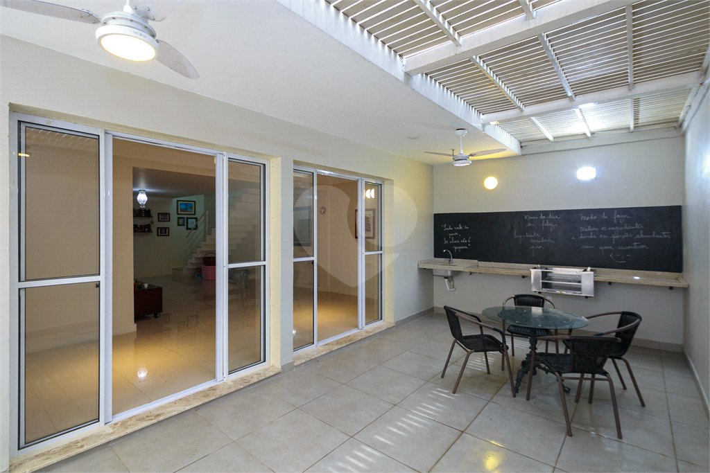 Casa à venda com 4 suítes no condomínio Bellagio, São Paulo - SP