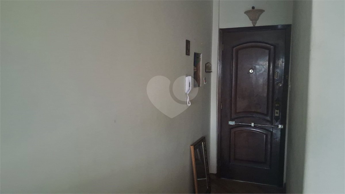 Apartamento à venda com 3 quartos, sendo 1 suíte,  em Cambuci, São Paulo, SP
