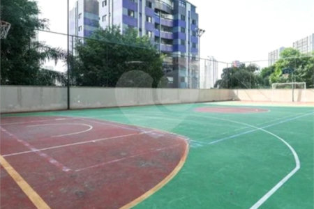 Apartamento à venda com 3 suítes em Vila Suzana, São Paulo, SP
