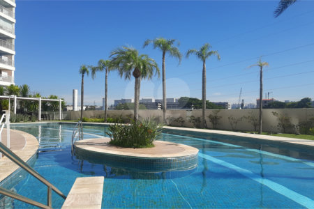 Apartamento à venda com 2 quartos em Santo Amaro, São Paulo, SP