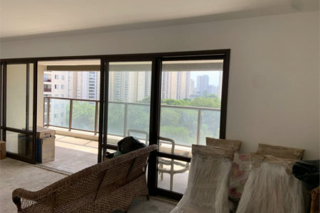 Apartamento à venda com 3 suítes em Bela Aliança, São Paulo, SP