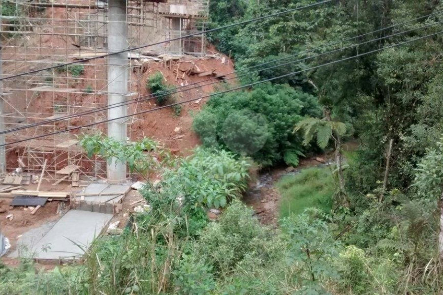 Terreno à venda em Jardim Glória, Miracatu, SP