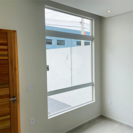 Casa de Vila à venda com 2 quartos em Jardim Dona Tereza, Sorocaba, SP