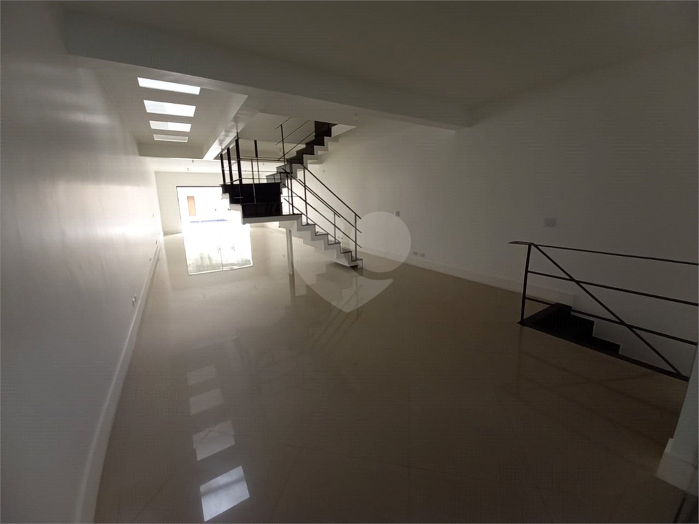 Casa para alugar com 4 suítes no condomínio Milenium, São Paulo - SP