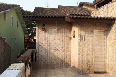 Casa à venda com 3 quartos, sendo 2 suítes,  em Vila Rosália, Guarulhos, SP
