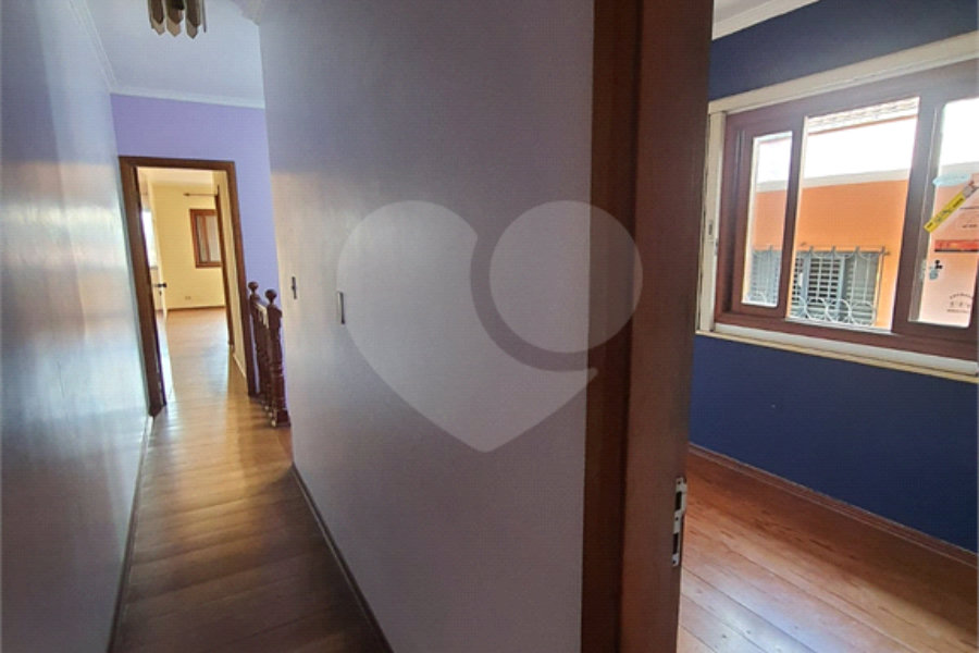 Sobrado à venda com 4 quartos, sendo 1 suíte, em Vila Pereira Barreto, São Paulo, SP