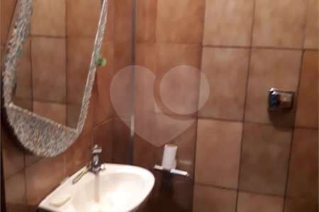 Apartamento à venda com 3 quartos, sendo 1 suíte,  em Santa Cecília, São Paulo, SP