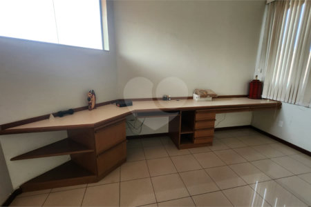 Casa à venda com 3 quartos, sendo 1 suíte, em Vila Harmonia, Araraquara, SP