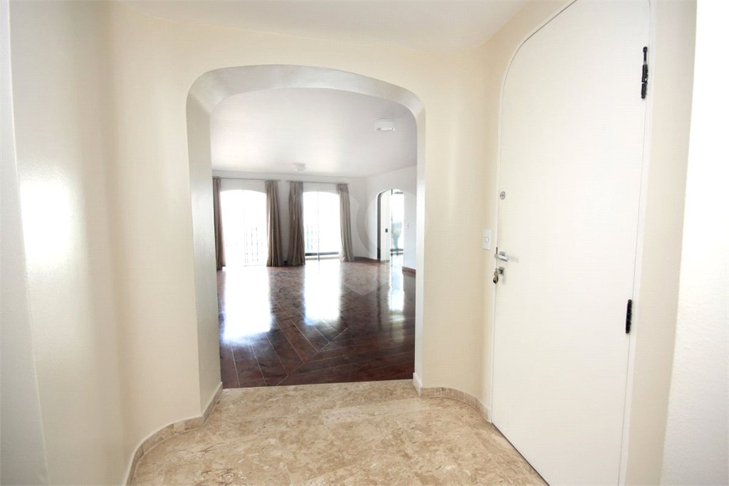 Apartamento à venda com 4 suítes em Jardim Marajoara, São Paulo, SP