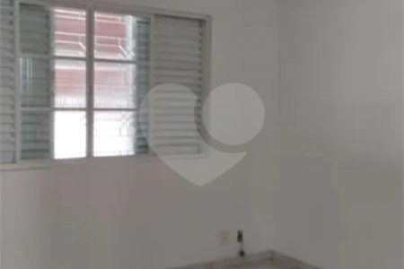 Casa à venda com 3 quartos, sendo 1 suíte,  no Centro, São José dos Campos, SP
