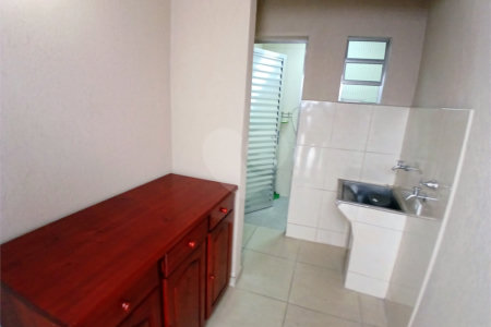 Sobrado à venda com 3 quartos em Vila Mazzei, São Paulo, SP