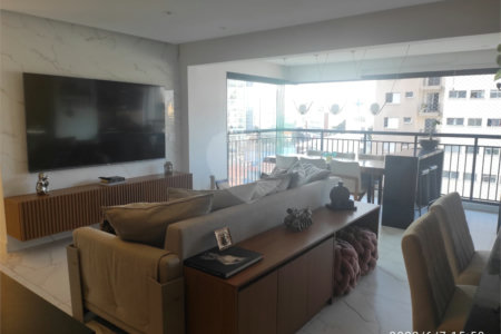Apartamento à venda com 2 quartos, sendo 1 suíte, em Vila Santa Catarina, São Paulo, SP