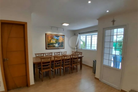 Casa à venda com 3 quartos, sendo 1 suíte, em Conjunto Residencial Butantã, São Paulo, SP