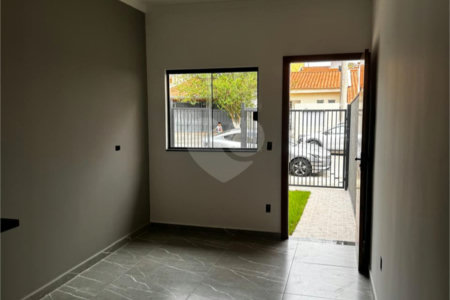 Casa à venda com 2 quartos em Jardim J S Carvalho, Sorocaba, SP