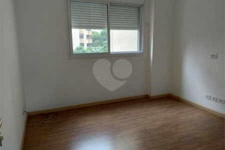 Apartamento à venda ou para alugar com 3 suítes em Indianópolis, São Paulo, SP