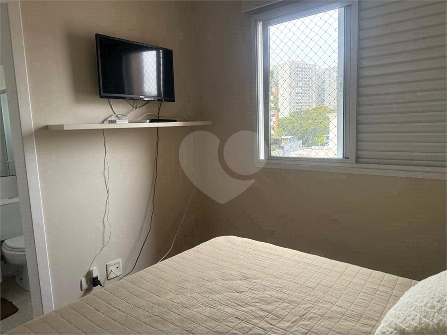 Apartamento à venda com 3 suítes em Vila Suzana, São Paulo, SP