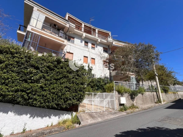 Apartamento com 2 quartos à venda em San Lucido, Itália – Próximo à praia