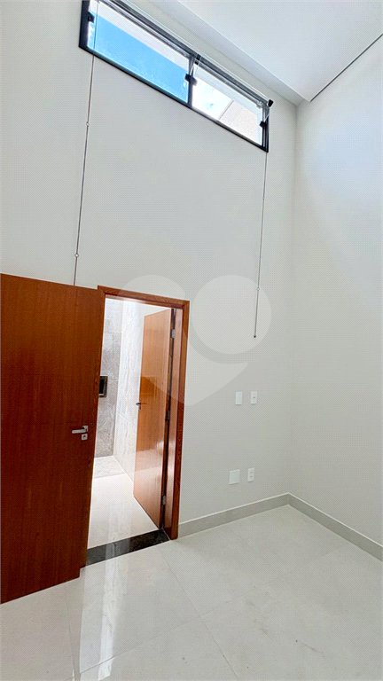 Casa à venda com 3 suítes no condomínio Terras de São Francisco, Sorocaba - SP