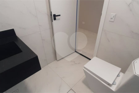 Sobrado à venda com 3 quartos, sendo 1 suíte, em Vila Medeiros, São Paulo, SP