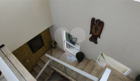 Casa à venda com 5 quartos, sendo 3 suítes,  em Capoavinha, Mairiporã, SP