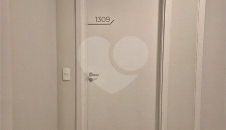 Apartamento à venda com 3 quartos, sendo 1 suíte,  em Vila Anastácio, São Paulo, SP