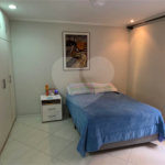 Casa Térrea à venda ou para alugar com 8 quartos, sendo 4 suítes, em Vila Pereira Barreto, São Paulo, SP