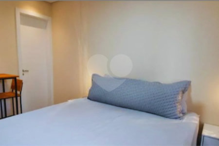 Apartamento à venda com 2 suítes em Jardim Londrina, São Paulo, SP