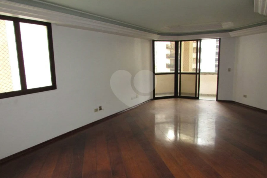 Apartamento à venda com 4 quartos, sendo 3 suítes, em Tatuapé, São Paulo, SP