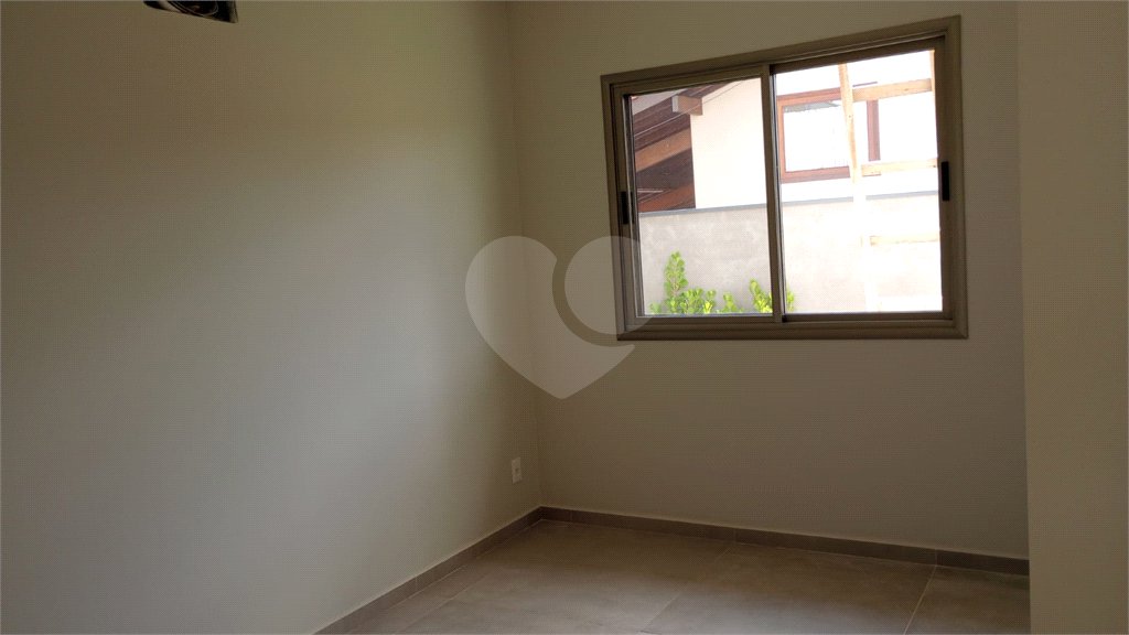 Casa à venda com 4 suítes no condomínio Estância Marambaia, Vinhedo - SP