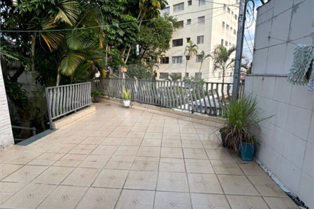 Sobrado à venda com 3 quartos em Vila Gustavo, São Paulo, SP