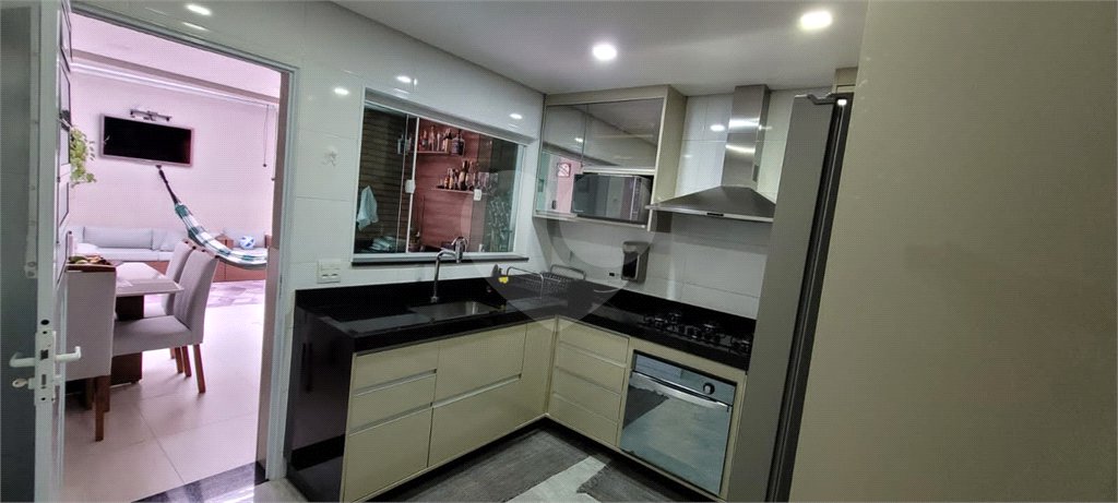 Sobrado à venda com 2 quartos, sendo 1 suíte, em Vila Mazzei, São Paulo, SP