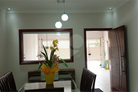 Casa à venda com 2 quartos, sendo 1 suíte, em Jardim Califórnia, Indaiatuba, SP