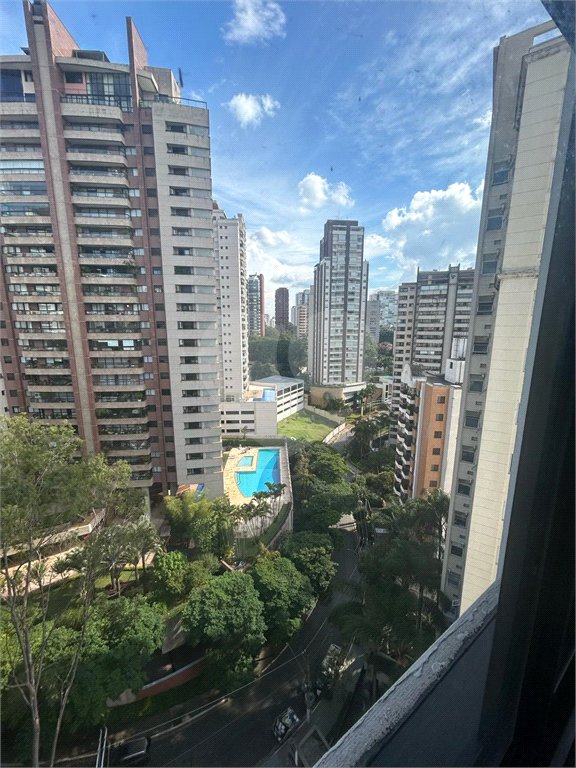 Apartamento à venda com 2 quartos em Vila Suzana, São Paulo, SP