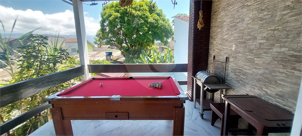 Casa à venda com 3 quartos, sendo 2 suítes,  em Indaiá, Bertioga, SP
