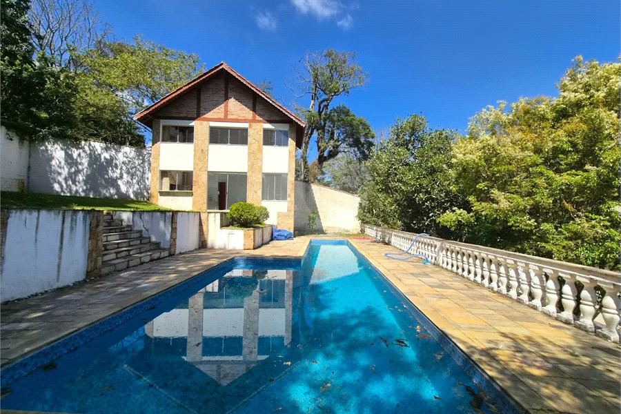 Casa à venda ou para alugar com 4 suítes no condomínio Parque Imperial da Cantareira, Mairiporã - SP