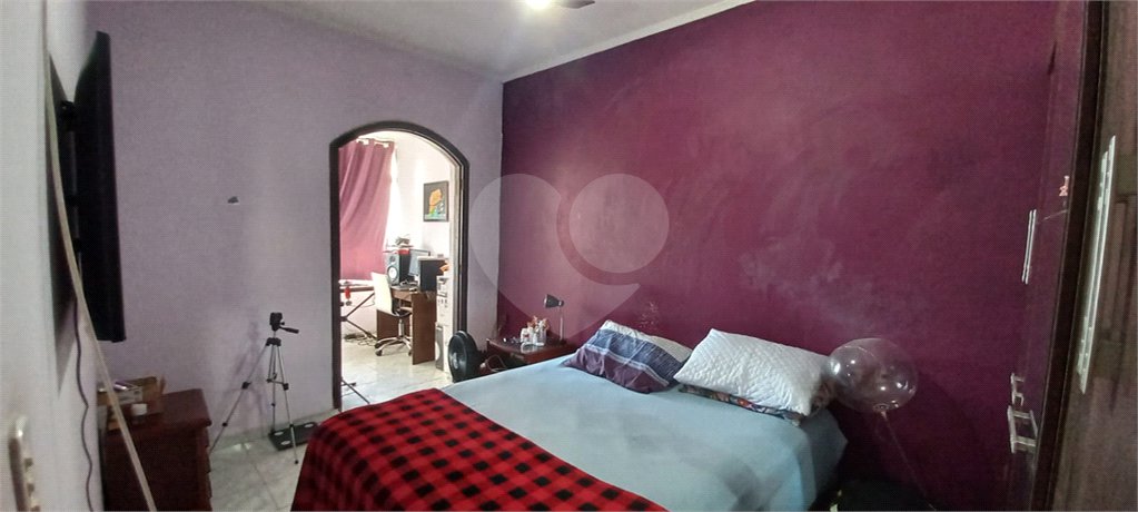 Sobrado à venda com 4 quartos, sendo 1 suíte, em Vila Dom Pedro Ii, São Paulo, SP