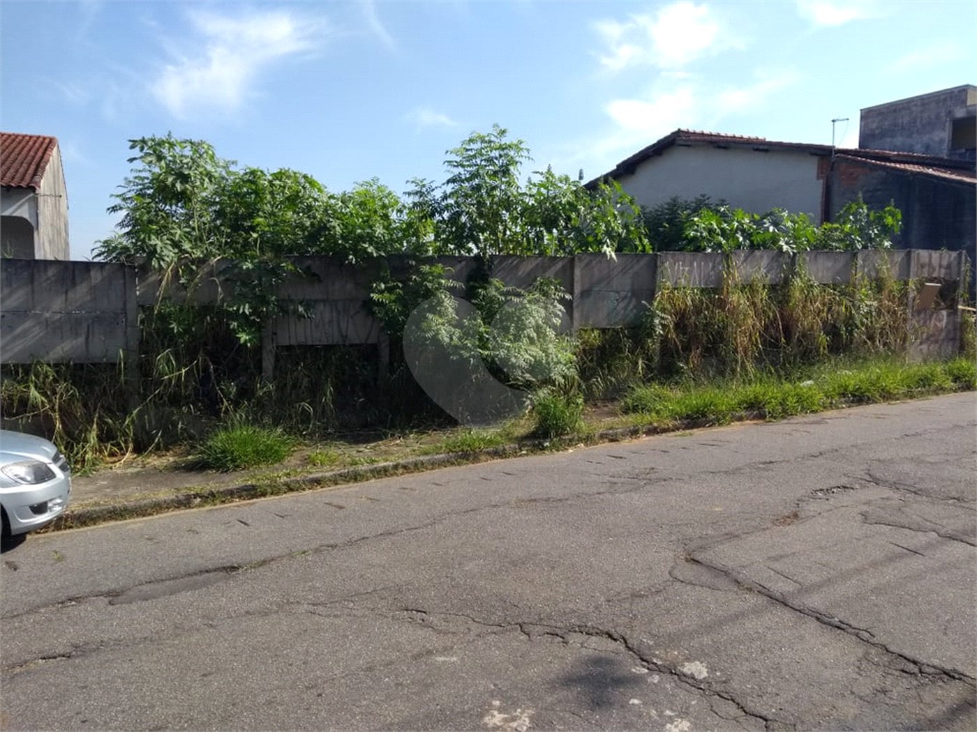 Terreno à venda em Vila São Sebastião, Mogi das Cruzes, SP